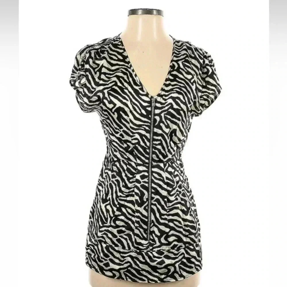 Walter by Walter Baker Black Cream Zebra Print Silk Zip Front Blouse Size XS